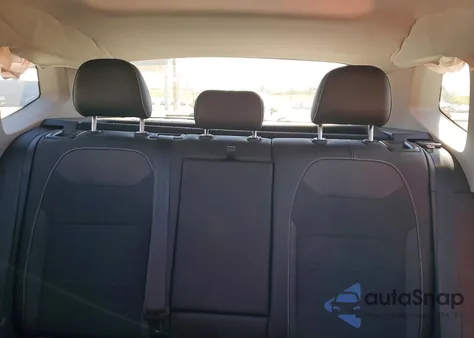 2024 Volkswagen Taos Se z USA, uszkodzony, nr VIN 3VVEX7B22RM085606